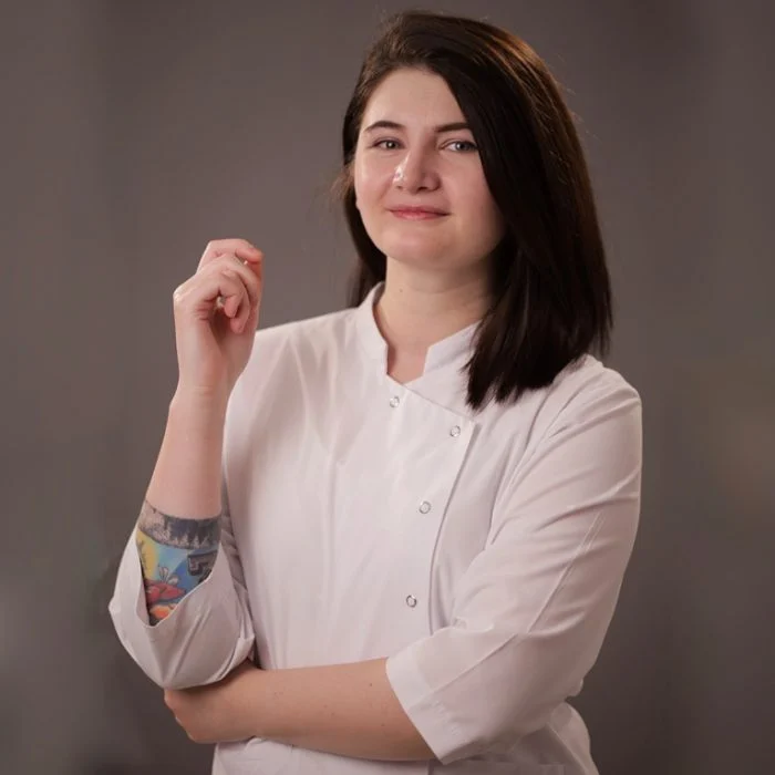 Dr. Tatiana Mese (Татьяна Меше) - medic stomatolog Clinica Punto Bianco Chișinău - specializată în tratamente de canal, restaurări și terapie dentară